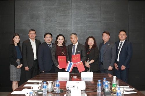 “TSE” and “Trina Solar” signed the MOU to purchase Trina Solar Cell for Solar Farm in Japan